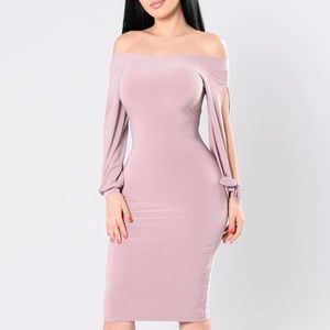 FASHION NOVA BODYCON DRESS